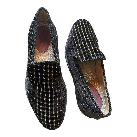 HOUSE OF HOUNDS - Suade Dress Loafers-Black W/ Gold Accents-SIZE EU 43 main image 5